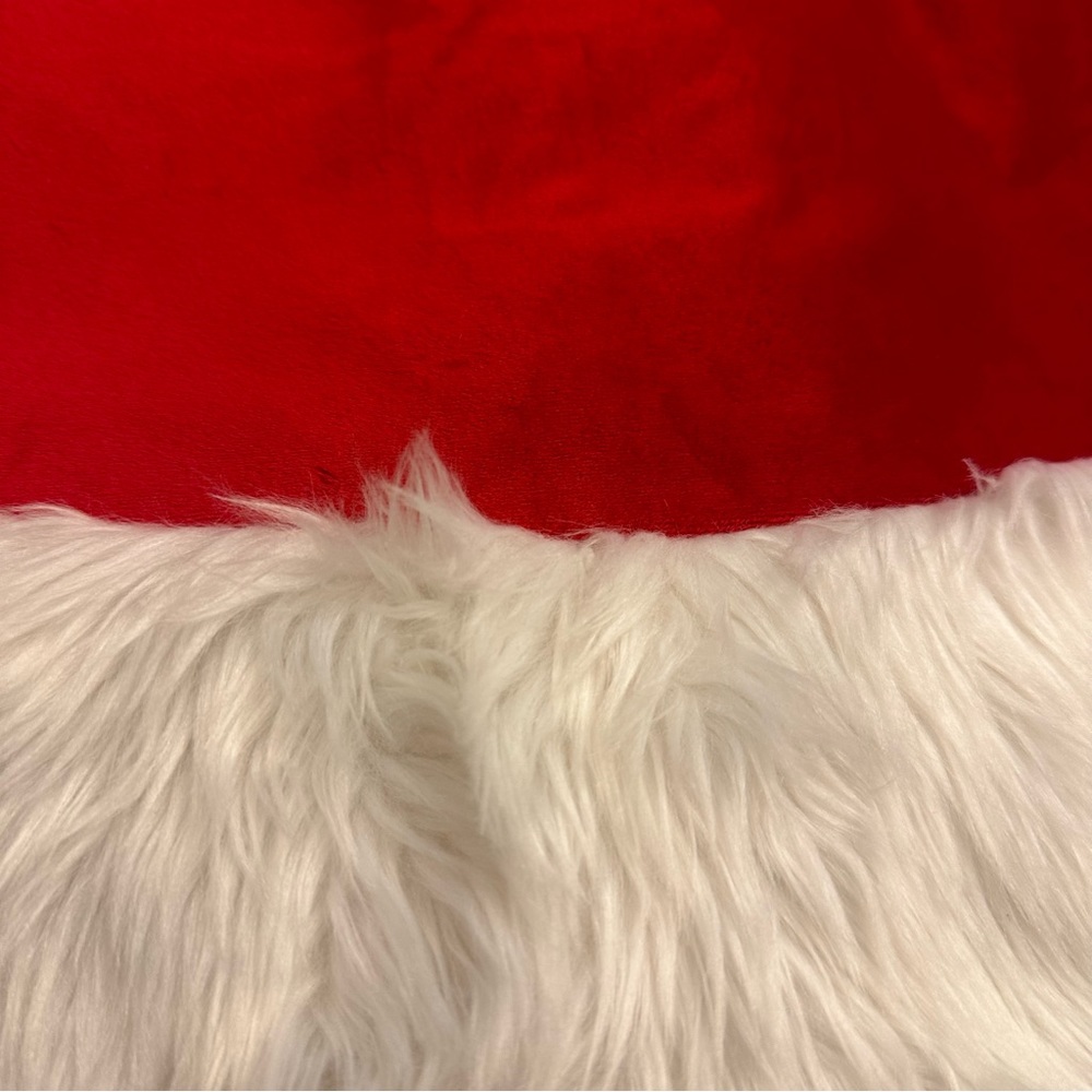 🎄 Santa Claus Christmas Tree Skirt - Red Plush & White Fir 48” - Picture 2 of 6